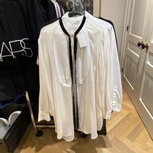 BRAND NEW BLOUSE